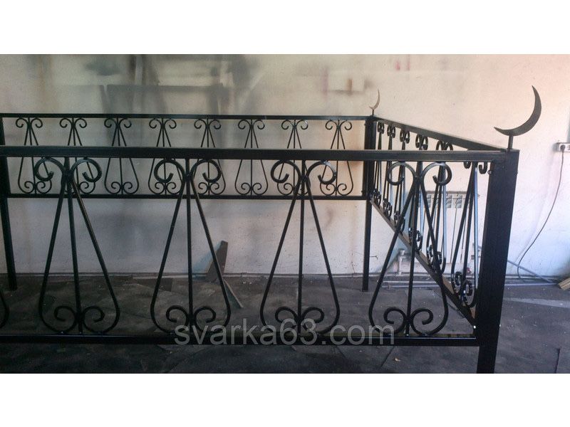 Оградки на мазар