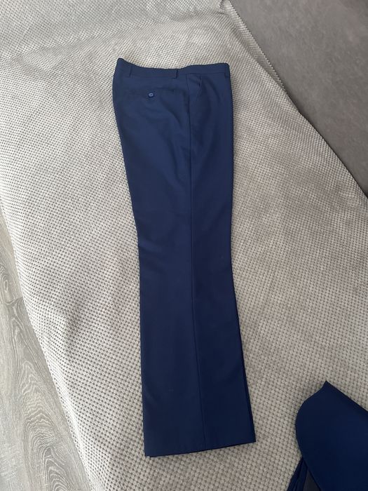 Продам костюм размер 46 -48