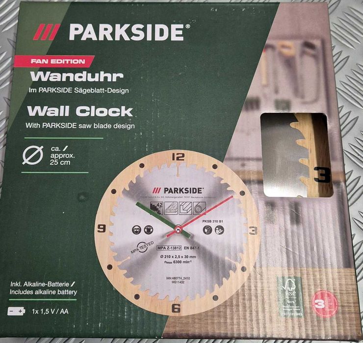 Стенен часовник Parkside