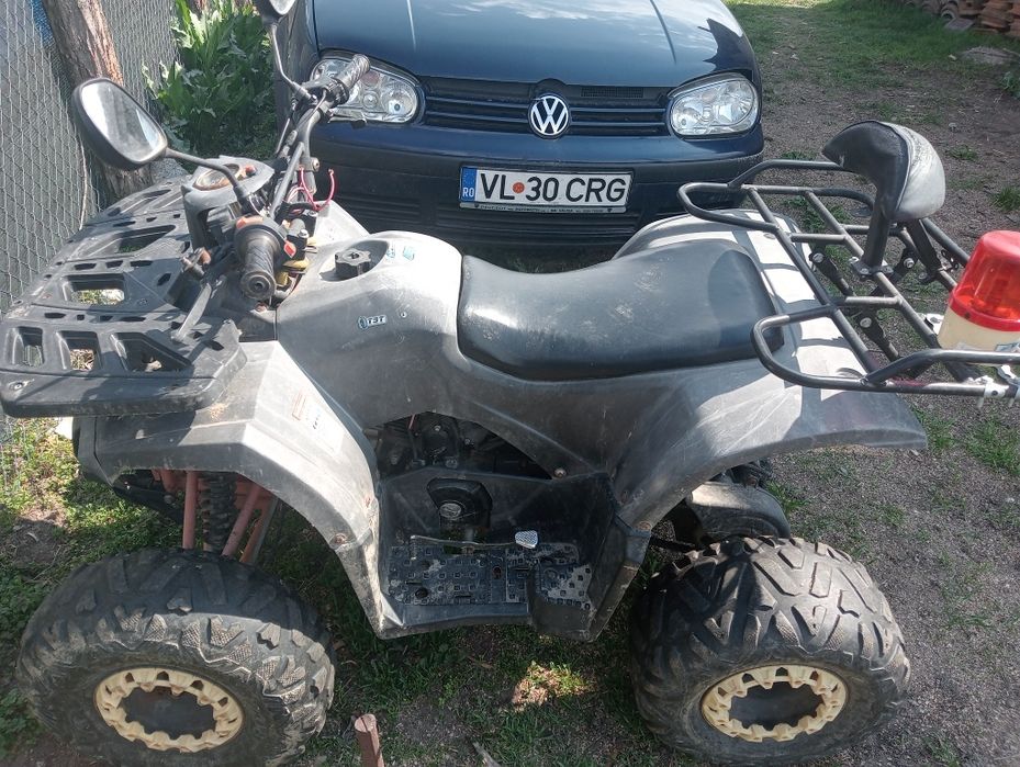 Vând ATV 3000 lei negociabil