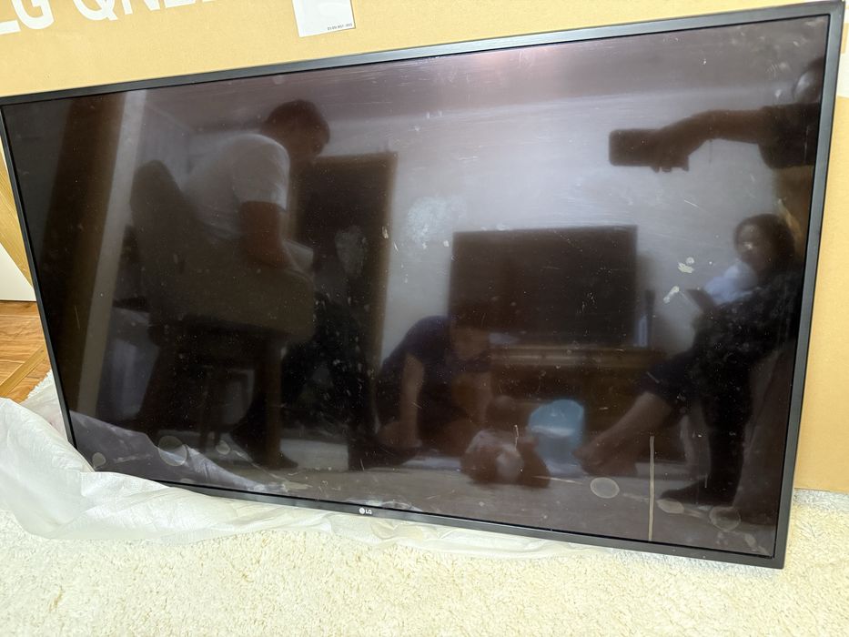 Продам телевизор lg