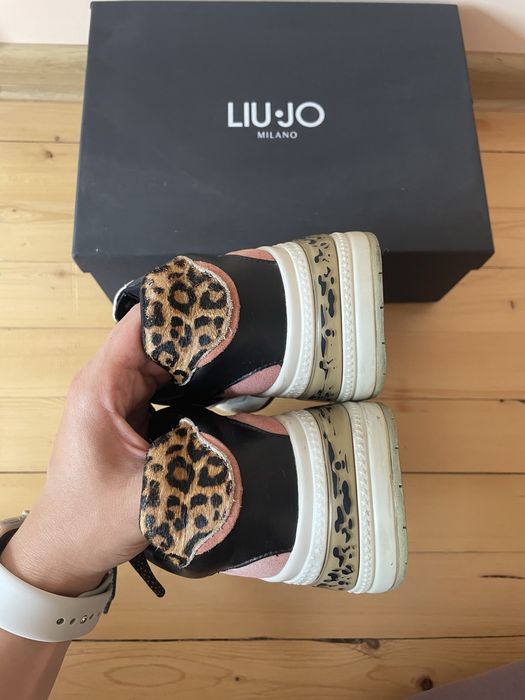 Сникърси Liu jo