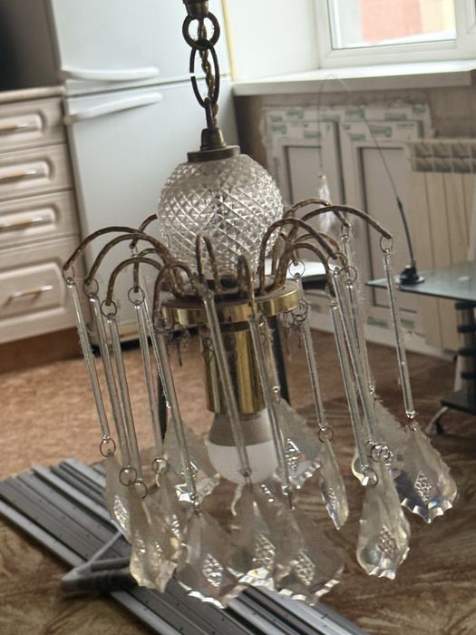 Отдам 3 люстры за 5000