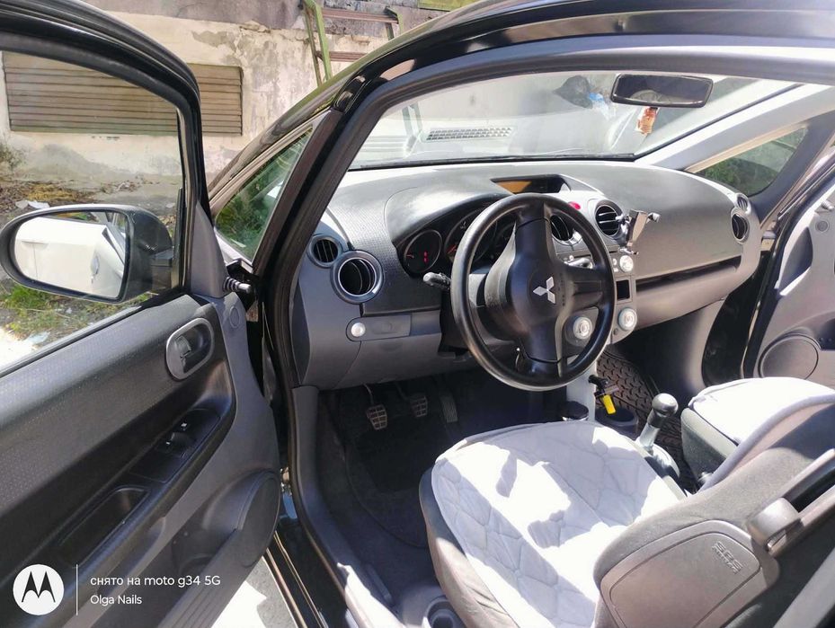 Mitsubishi Colt 1.1 2005 година