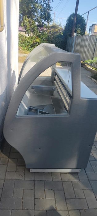 Витринный холодильник 1.5 метра