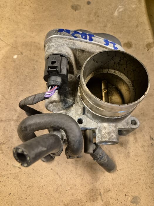 Дросел клапа за 1.6 - 102кс  VW Ауди. Сеат Шкода 2003- 2009г