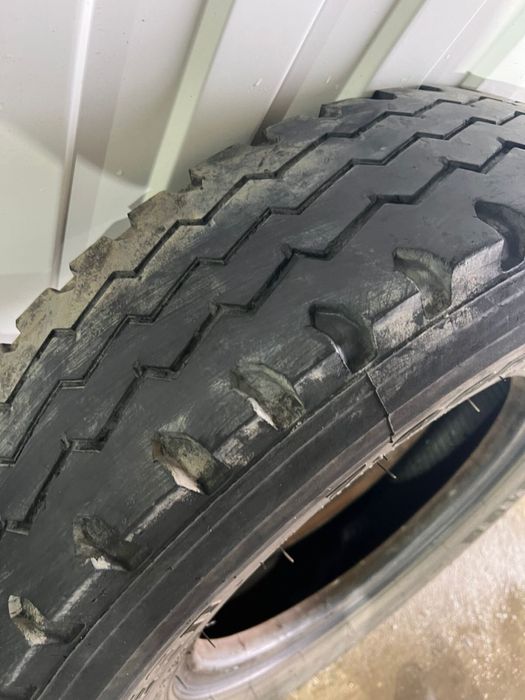 Покрышки б/у в отличном состоянии