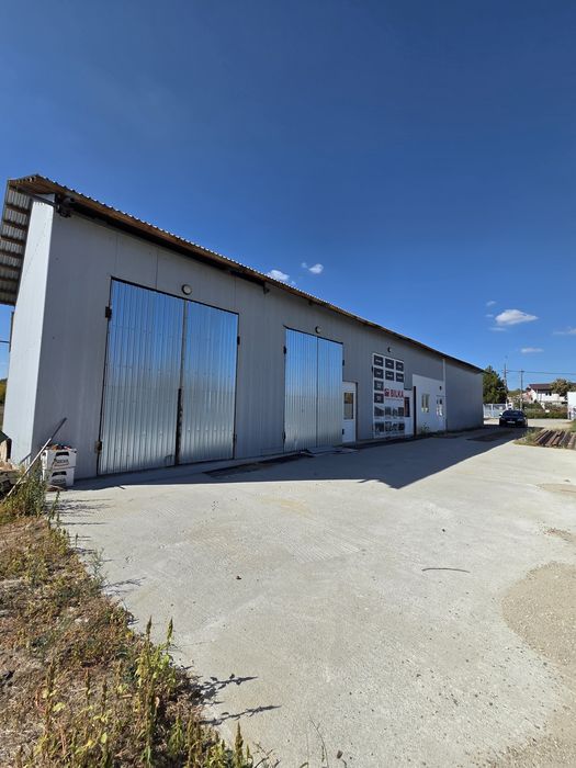 Spatiu comercial de închiriat