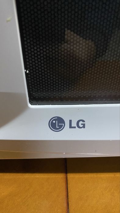 Микроволновка LG
