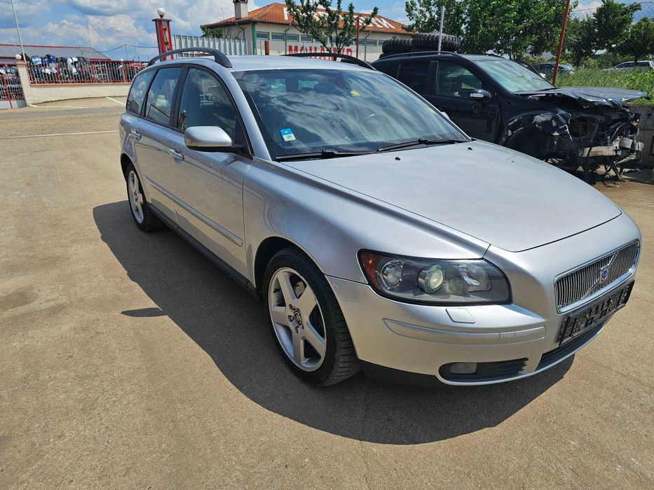 Волво V 50 / Volvo V 50