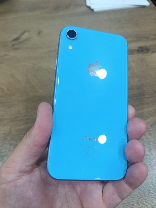 Vând iPhone 10 xr