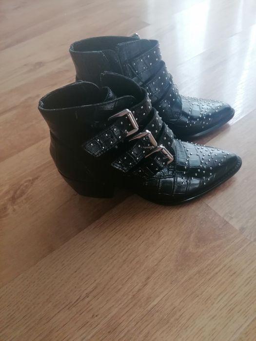 Botine ALDO, noi