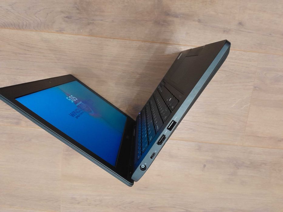 Dell Latitude 5280 , 12,5 " Hd , i5 7300 , 8 gb ddr 4 , 128 gb ssd M2