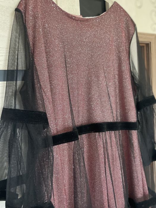 Продам нарядное платье