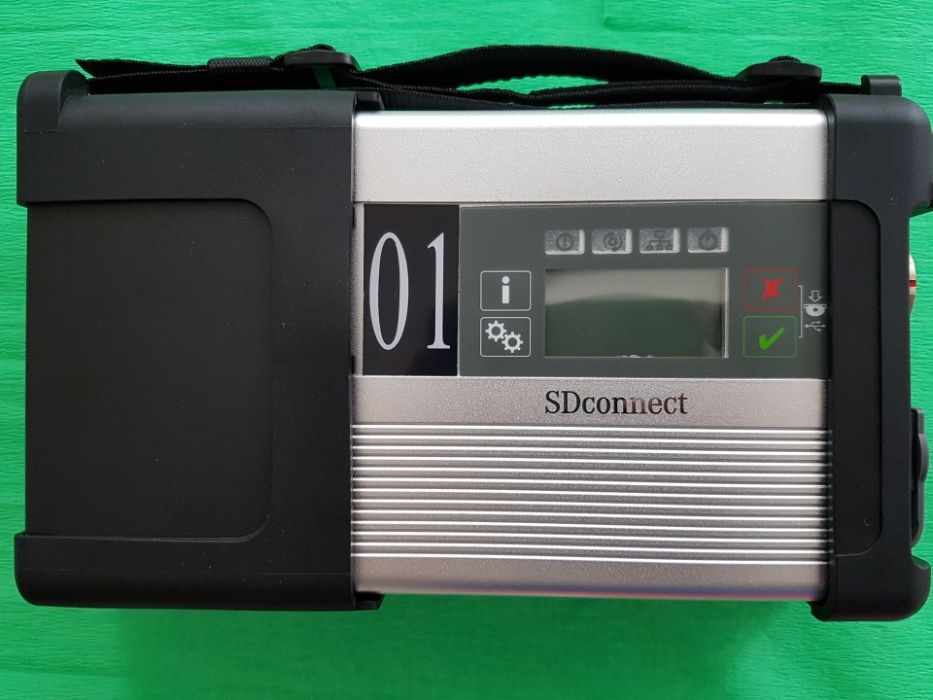 Tester Mercedes Reprezentanta MB STAR C5 cu laptop I5 Utilizare 2025
