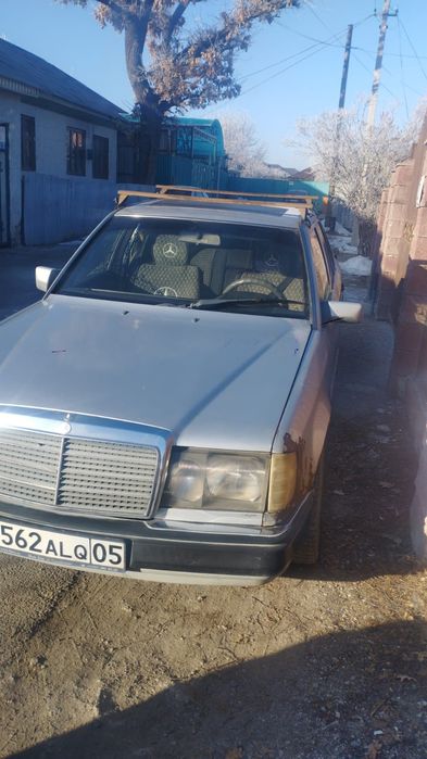 Mercedes benz w124