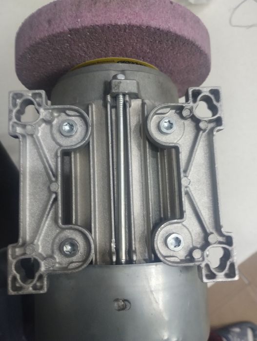 Vand motor trifazat Motovario TS63B2, 0.25 kW
