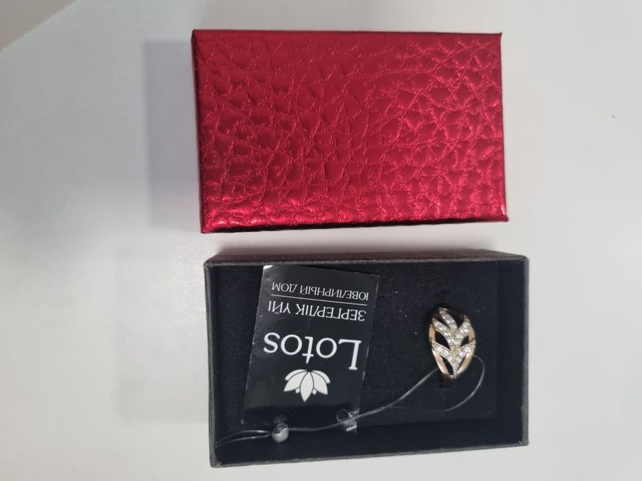 Золотое кольцо 19 размер