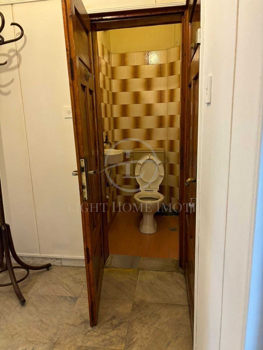 Продава се Тристаен апартамент в Пловдив, Кючук Париж - 178 кв.м за 1096 €/кв.м - Снимка #15