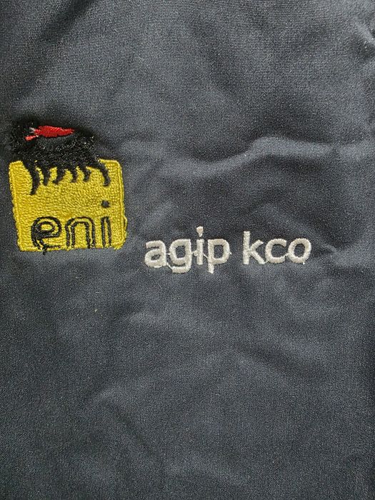 Продам фирменную куртку AGIP