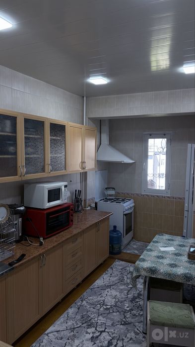 Сдаю 3-х комнатную на Дружба Народов