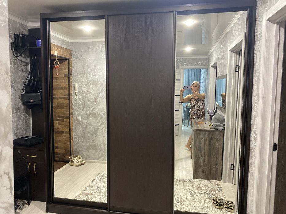 Шкаф командор,в хорошем состоянмй