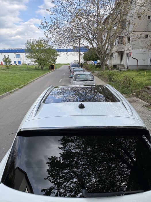 Vând VW Touareg R.Line
