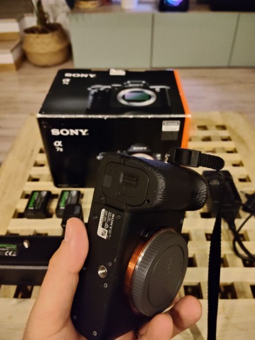 Vand Sony A7II full frame  impecabil 15k cadre+ Sony 28mm F2