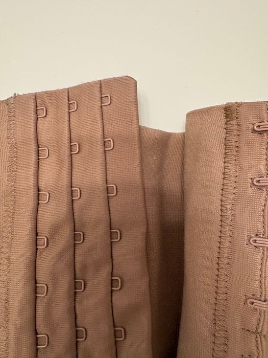 Corset postnatal cezariana