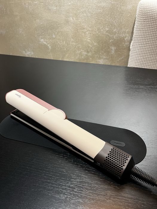 Placă de îndreptat părul - Dyson Airstrait HT01 - ca nouă