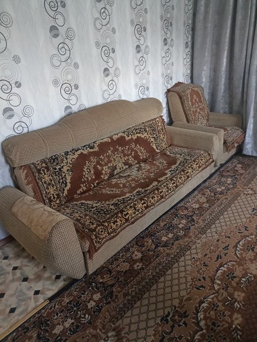 Продам диван,в хорошем состоянии