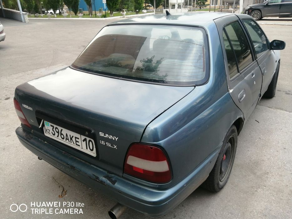 Ниссан санни 1992