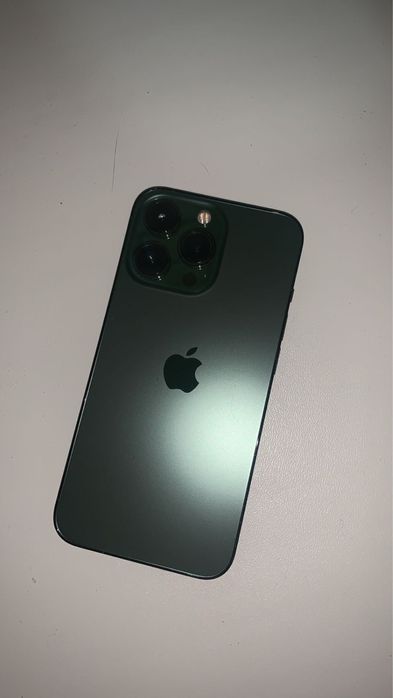 Продам Iphone 13pro