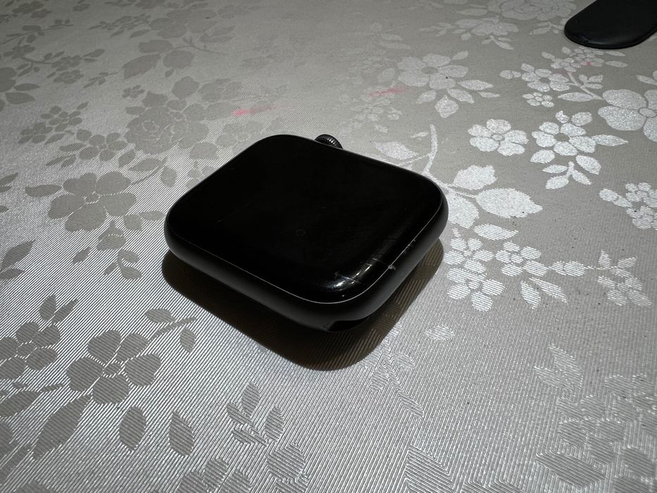 Apple Watch 4 series 44см