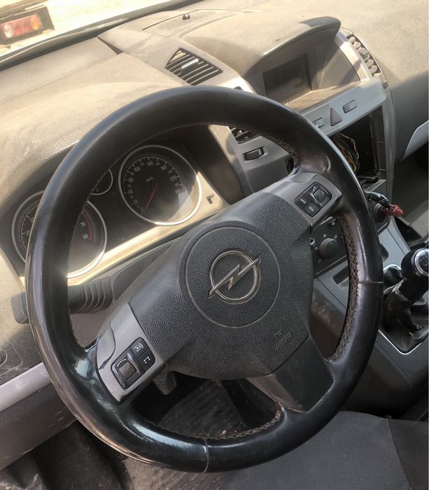 Opel Zafira 1.6 metan на части