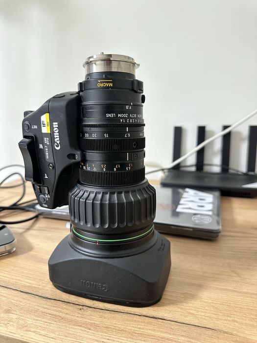 Объектив Canon tv zoom b4