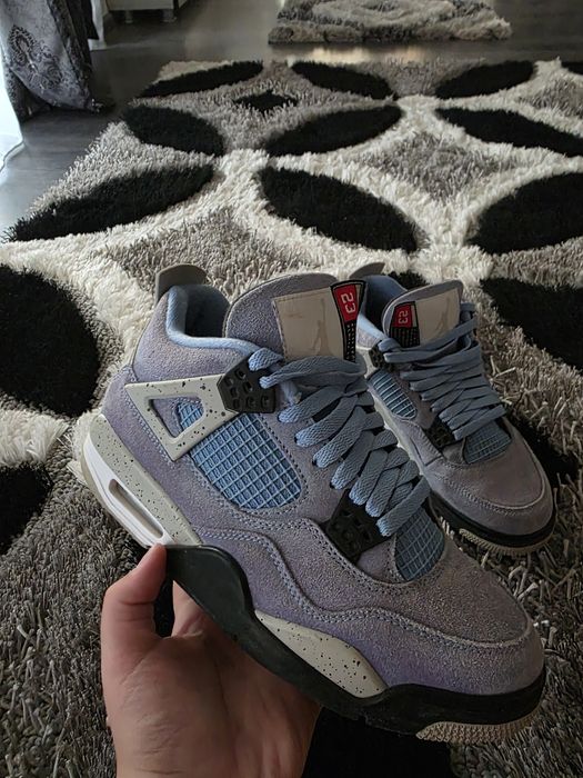 Jordan 4 university blue