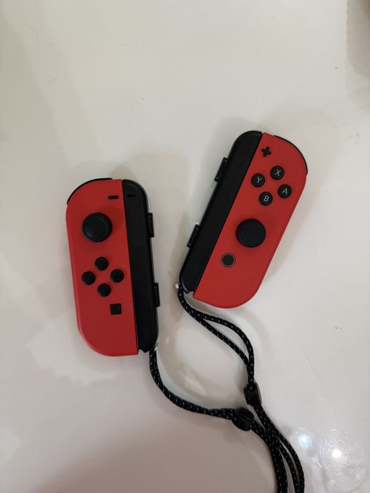 Nintendo Switch OLED Mario Red Edition. Полный комплект + подарок