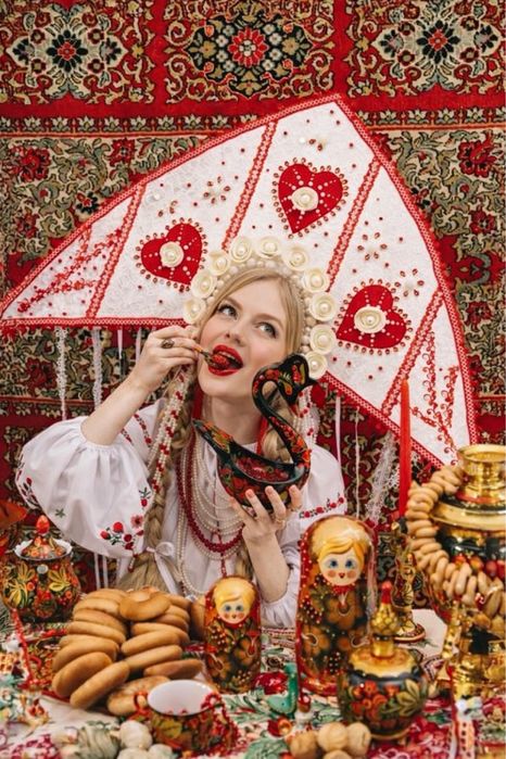 Ведущая тамада праздников