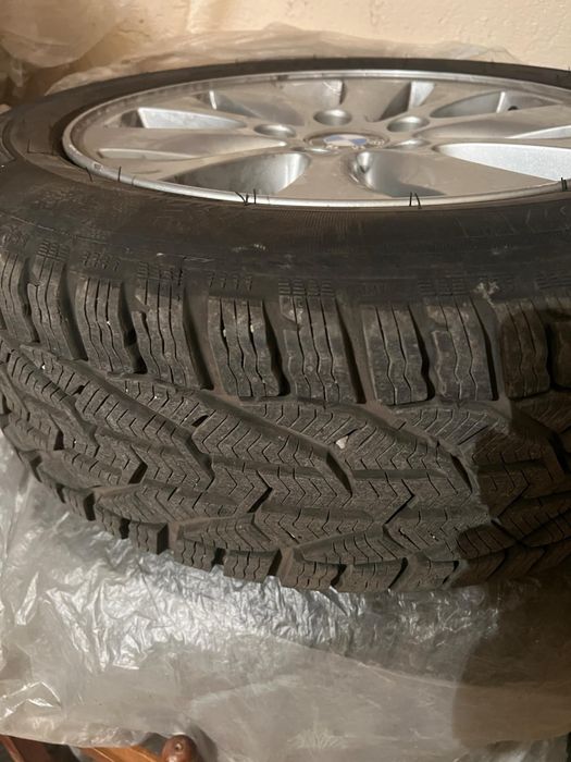 Джанти BMW 16” + чисто нови зимни гуми Kormoran