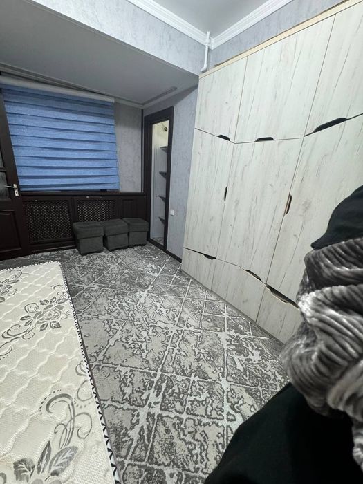 Shayxantoxur Qora tosh 5 xona kvartira srochna sotiladi mebel texnika