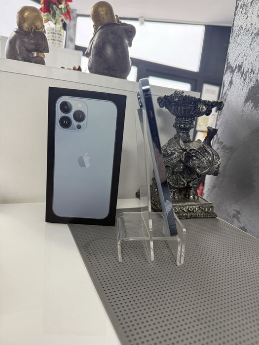 Vand iphone 13 pro max de 128 gb