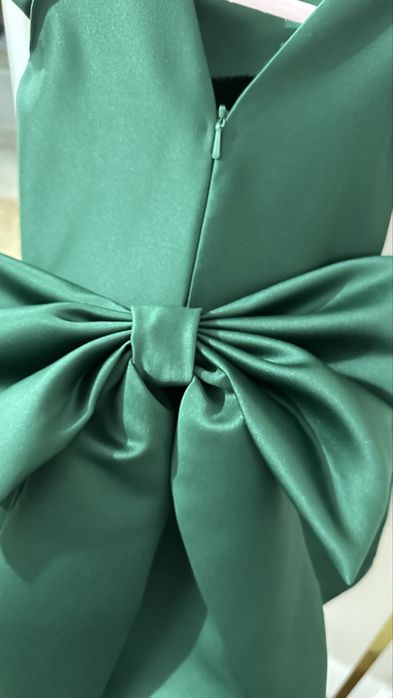 Нарядное платье на 1-2 года.