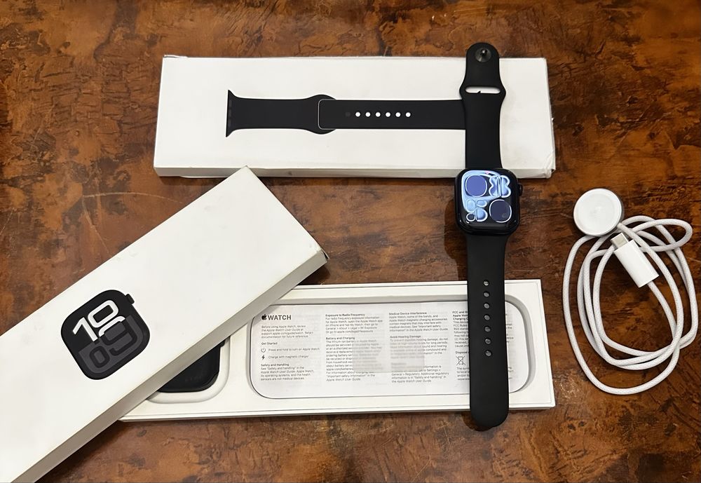 iWatch 10/42 99% jet black