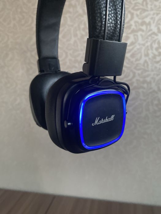 Наушники Marshall