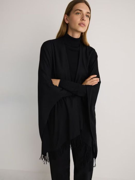 H&M - пончо от вълна с ресни