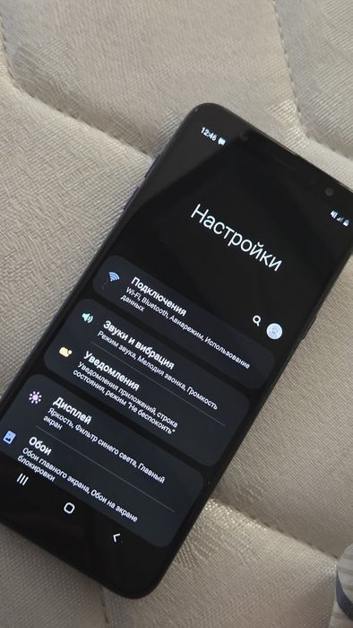 Продам Samsung A6 plus 32gb