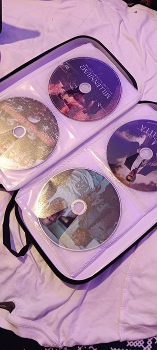 DVD player Apple + colecție DVD-uri (filme românești)