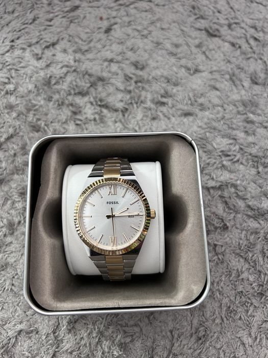 Дамски часовник Fosil