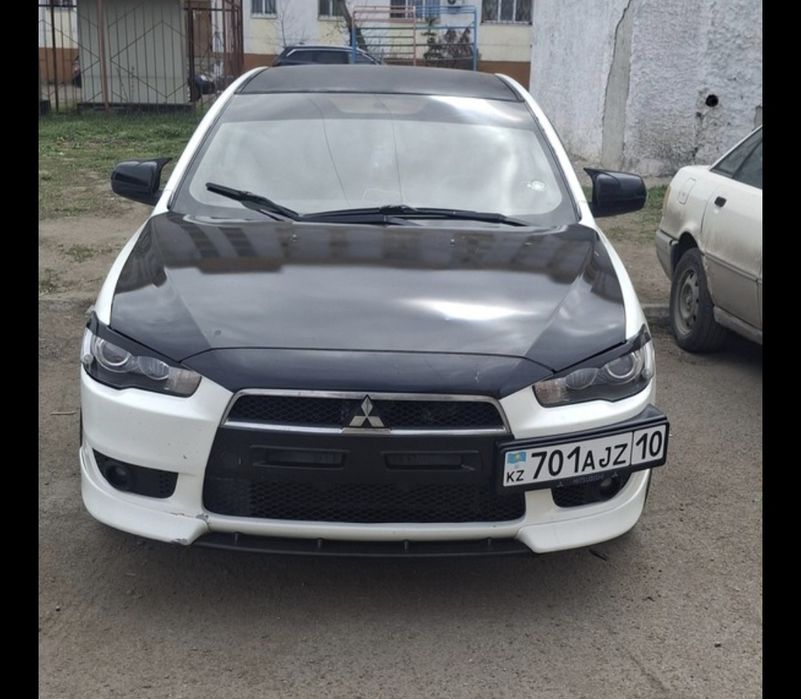 Митсубиси лансер 10